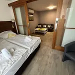 Formanka Na Namesti Apartament Hustopecze
