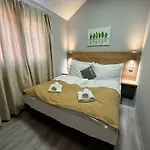 Formanka Na Namesti * Hustopeče