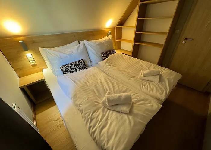 Formanka Na Namesti Daire Hustopeče