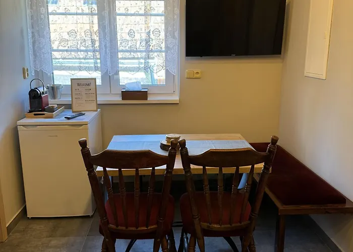 Formanka Na Namesti * Hustopeče
